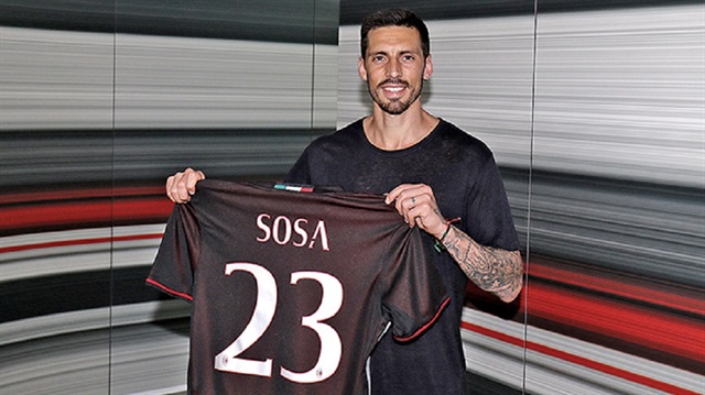 Beşiktaş'tan ayrılarak Milan'a transfer olan Jose Sosa, Keisuke Honda'nın takımdan ayrılmasıyla birlikte Milano ekibinin değişilmez isimlerinden biri olacak. 