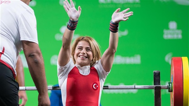Brezilya'nın Rio de Janeiro kentinde düzenlenen Paralimpik Oyunları'nı Türkiye, 3 altın, 1 gümüş ve 5 bronz olmak üzere 9 madalyayla tamamladı. Londra'daki 2012 Paralimpik Oyunları'nda kadınlar 40 kiloda şampiyonluğa uzanan Nazmiye Muratlı, oyunlardaki altın madalya sayısını da ikiye çıkardı.