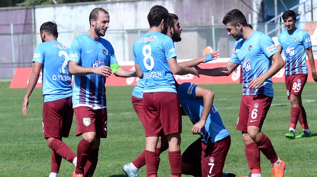 2. Lig ekibi Ofspor, Süper Lig takımı KArabükspor'u Türkiye Kupası'ndan eledi.