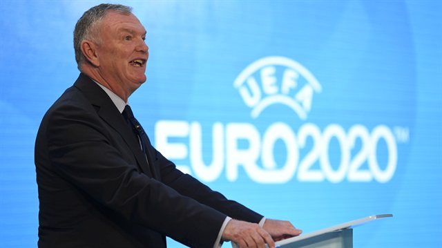 Greg Clarke, Euro 2024 için ev sahipliği yapmayı istemediklerini açıkladı.