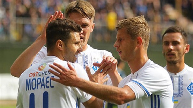 Dinamo Kiev, Ukrayna Ligi'nde Olimpik Donetsk'i 4-0'lık skorla geçti.