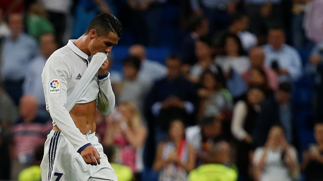 Las Palmas deplasmanında 2 puan bırakan Real Madird'de Cristiano Ronaldo, etkisiz bir görüntü çizdi.