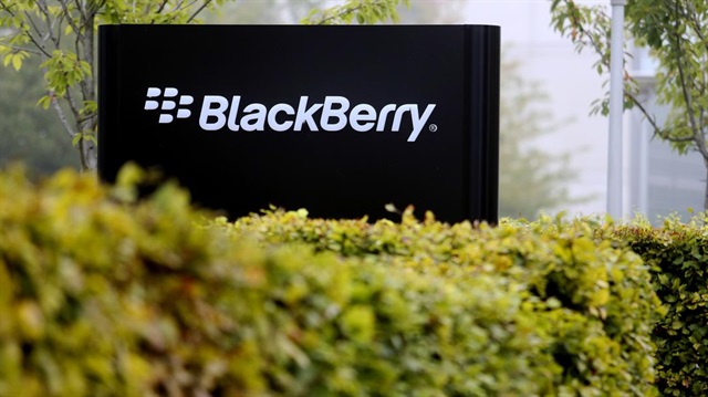 Kanadalı teknoloji üreticisi BlackBerry, uzun zamandır zarar ettiğini açıklıyor.