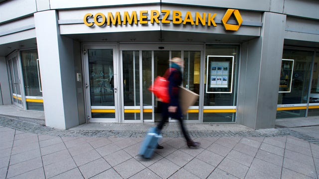 Commerzbank, 9 bin kişiyi işten çıkarabilir.

