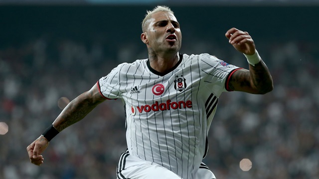 UEFA Şampiyonlar Ligi'nde haftanın oyuncusu Beşiktaşlı Quaresma oldu.