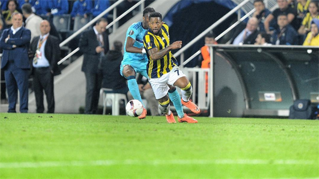 Jeremain Lens, Fenerbahçe'nin PSV ile oynadığı maçta taraftarların alkışını alan bir performans sergilemişti. 