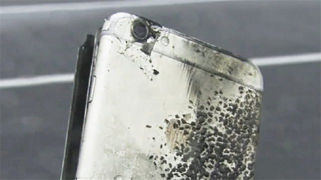 apple dan patlayan iphone aciklamasi