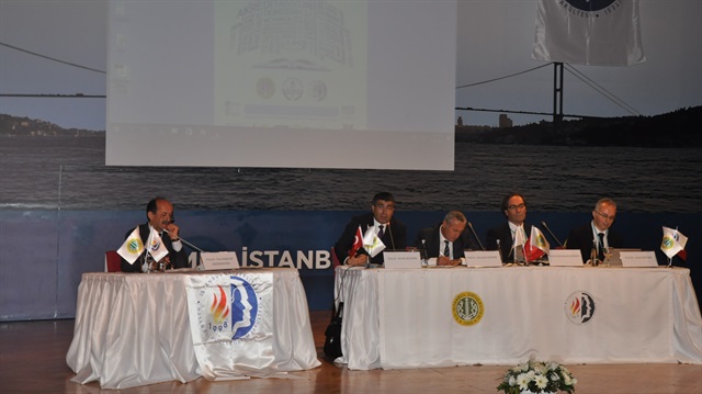 Çalıştayda İstanbul Üniversitesi Hasan Âli Yücel Eğitim Fakültesi Dekanı Prof. Dr. İrfan Başkurt da söz alarak eğitim sisteminde FETÖ gibi örgütlere yer olmadığının altını çizdi.