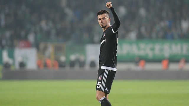 Oğuzhan Özyakup, kulüp kariyerinde 151 maça çıkarken 25 gol atma başarısı gösterdi. 