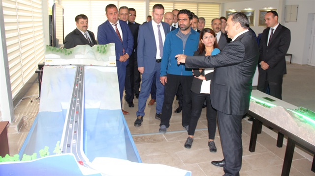 Orman ve Su İşleri Bakanı Veysel Eroğlu milyar dolarlık yatırımların ekonomik getirisine ve stratejik açıdan önemine dikkat çekti.