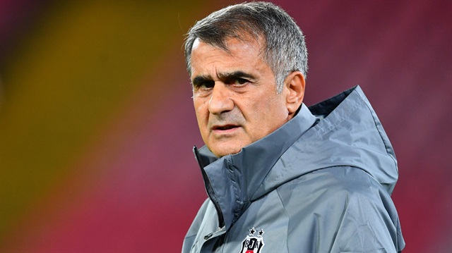 Beşiktaş Teknik Direktörü Şenol Güneş'in Napoli karşısına eleştirilen forveti Aboubakar'la çıkacağı belirtildi.