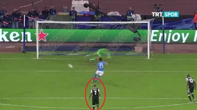 Quaresma'nın işaretine uyan Fabricio, penaltı vuruşunda ters köşeye yattı ve topu ağlarında gördü.