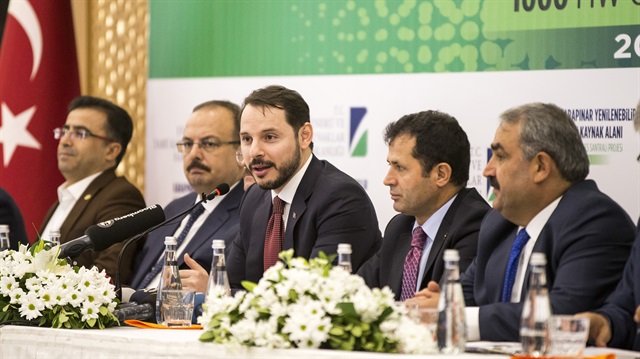 Enerji ve Tabii Kaynaklar Bakanı Berat Albayrak, Karapınar Güneş Enerjisi Santrali (GES) Projesine ilişkin yaptığı basın toplantısında detayları paylaştı. 