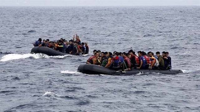Akdeniz'de sığınmacıların geçişlerinde kurtarma operasyonları sürüyor.