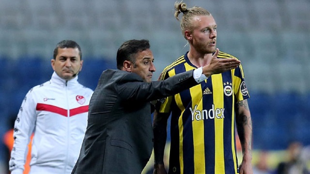 Fenerbahçe yönetimi, sezon başında Monaco ile oynanan Şampiyonlar Ligi Ön Eleme maçları sonrasında Vitor Pereira'nın görevine son vermişti.