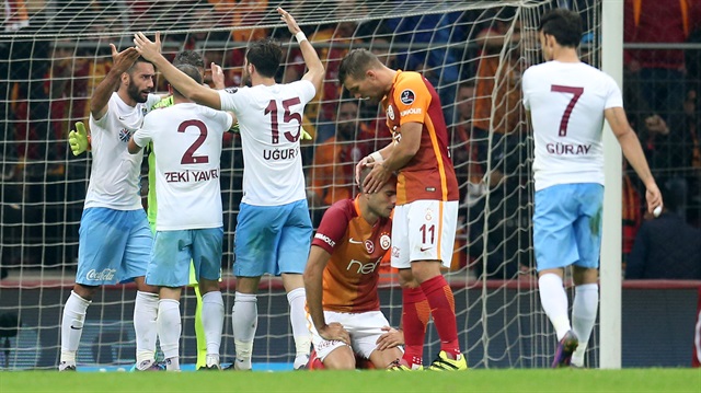 Galatasaray'ı mağlup eden Trabzonspor, 202 gün sonra dış sahada 3 puan elde etti. 