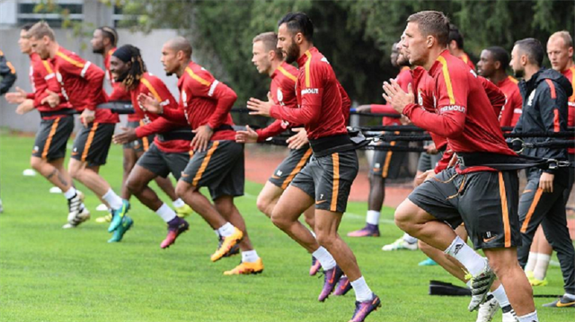 Galatasaray, devre arası transfer döneminde 5 futbolcuyla yollarını ayırmayı planlıyor. 