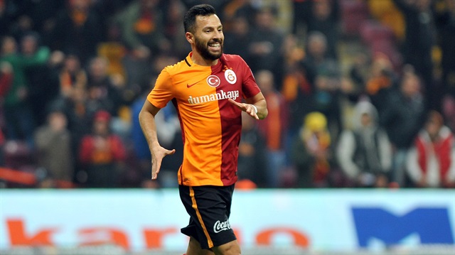 Yasin Öztekin, Galatasaray'ın yönetim kurulu tarafından kadro dışı bırakıldı. 