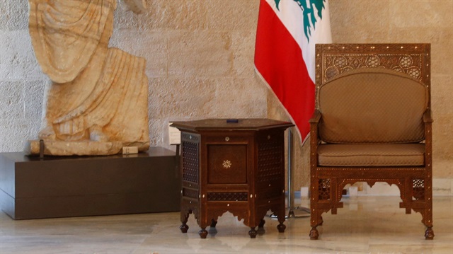 Lübnan'da Cumhurbaşkanlığı koltuğu 2 buçuk yıldır boştu. 