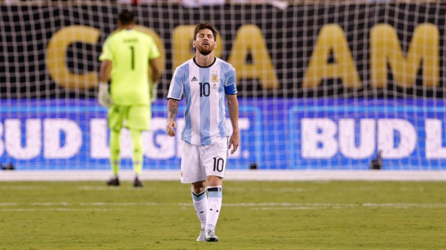 Lionel Messi Arjantin Milli Takımı ile çıktığı 114 maçta 56 gole imza attı.