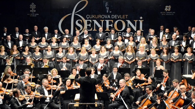 Çukurova Devlet Senfoni Orkestrası, Kültür ve Turizm Bakanlığı Devlet Çoksesli Korosu sanat yönetmeni ve şefi Cem'i Can Deliorman ile “Requiem"i seslendirdi.