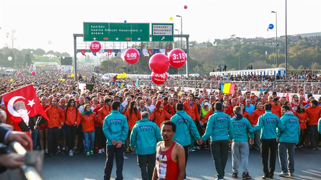 Vodafone'un sponsorluğunda gerçekleştirilen İstanbul Maratonu bu yıl 38. kez düzenlendi. Organizasyon bu sene 15 Temmuz Şehitleri için koşuldu.