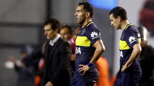 Carlos Tevez, 2015 yılının yaz transfer döneminde ani bir kararla Avrupa'dan ayrılarak Arjantin'in yolunu tutmuştu.