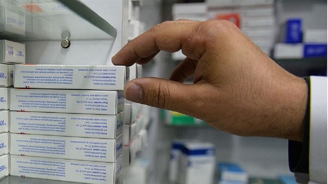 Prof. Dr. Ergönül, Sağlık Bakanlığı'nın reçetesiz antibiyotik satışının önemli bir karar olduğunu söyledi.