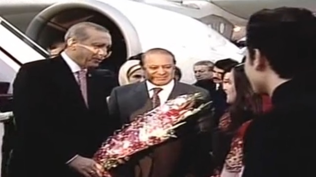 Cumhurbaşkanı Recep Tayyip Erdoğan'ı, Pakistan Başbakanı Navaz Şerif karşıladı.