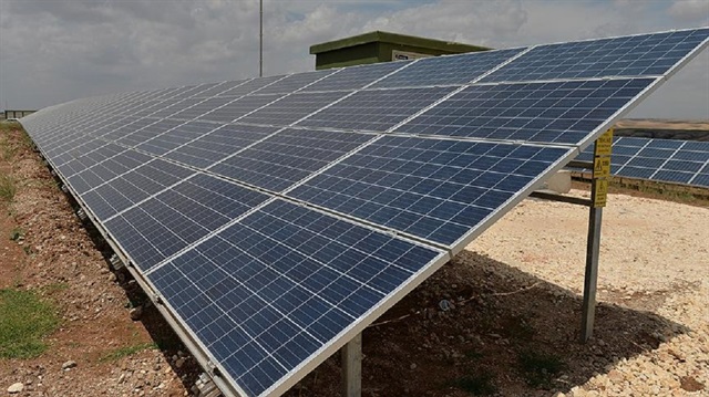 Güneş enerjisinde 4 bin 22 megavata sahip 4 bin 966 projeye de onay verildi.