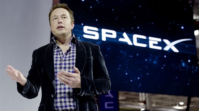 Ünlü girişimci Elon Musk, bu projesi ile dünyanın en büyük uydu işletmeciliği şirketinin sahibi olacak.