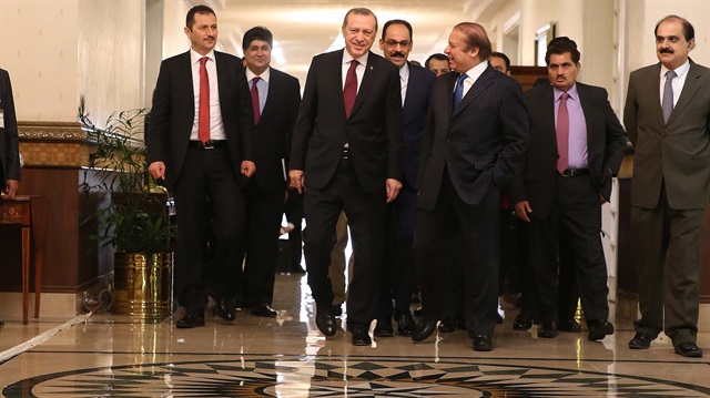 Cumhurbaşkanı Recep Tayyip Erdoğan, Pakistan Başbakanı Navaz Şerif ile görüştü. 