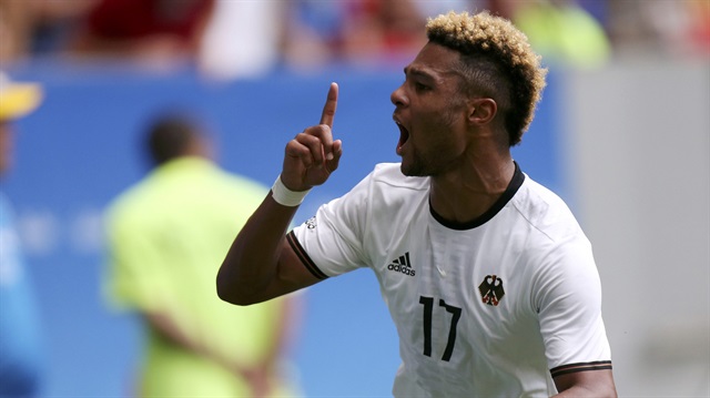 Sol kanatta forma giyen Gnabry, Werder Bremen formasıyla bu sezon çıktığı 9 maçta 4 gol ve 1 asiste imza attı.