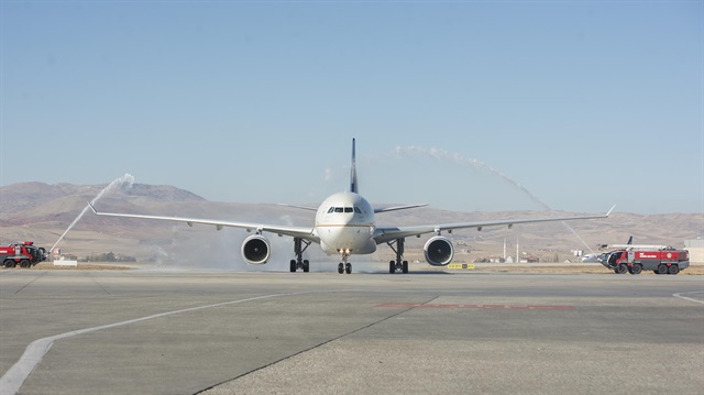  Ankara'dan Cidde ve Medine'ye uçuş hattının açılış töreni, Başkent'te TAV Esenboğa Uluslararası Havaalanı'nda düzenledi.