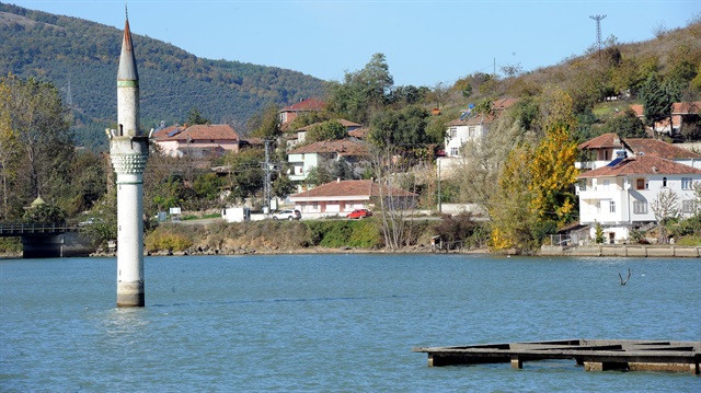'Batık minare' ve etrafındaki göl manzarasının turizme kazandırılması için çalışmalar sürüyor.