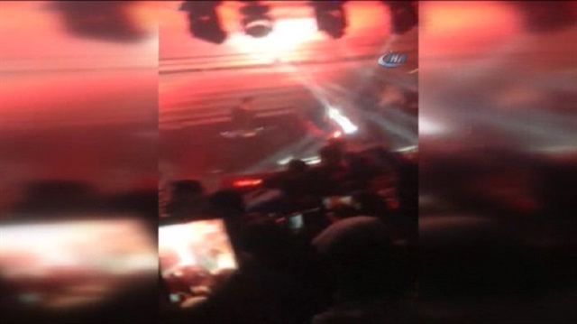 Aleyna Tilki Konserine EYP'li saldırı anı kamerada