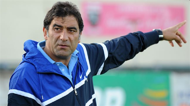 3 puan hasretini 6 maça çıkaran Şanlıurfaspor'da Ünal Karaman görevinden ayrıldı.