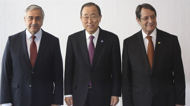 İsviçre'deki Kıbrıs müzakerelerinde BM Genel Sekreteri Ban Ki-mun, KKTC Cumhurbaşkanı Mustafa Akıncı ve Rum lider Nikos Anastasiadis bir araya gelmişti.