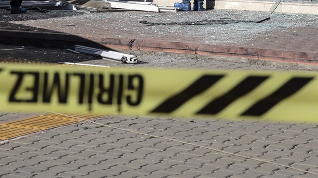 Adana Valiliği otoparkında bomba yüklü aracın patlatılması sonucu 2 kişi hayatını kaybetmişti.