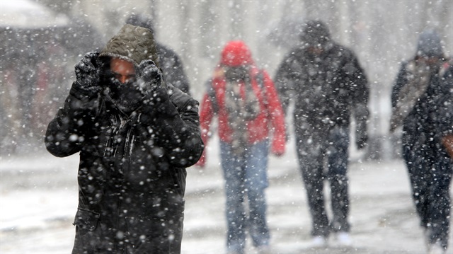 Meteoroloji bazı bölgelere kar ve kuvvetli yağış uyarısında bulundu. 
