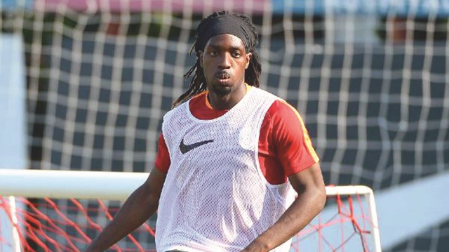Galatasaray formasıyla bu sezon 6 resmi maça çıkan Cavanda, sadece 1 maçta ilk 11'de şans buldu.