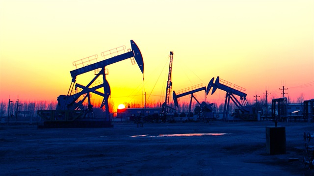 Brent petrol güne yüzde 8,85 artışla 51,49 dolardan işlem görüyor.