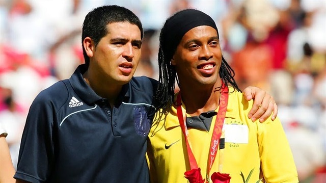 36 yaşındaki Riquelme ve Ronaldinho, Chapecoense takımında futbola geri dönebilir.
