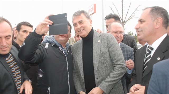 Beşiktaş Başkanı Fikret Orman Kartal Yuvası açılışı sonrası sürpriz bir ziyarette bulundu.