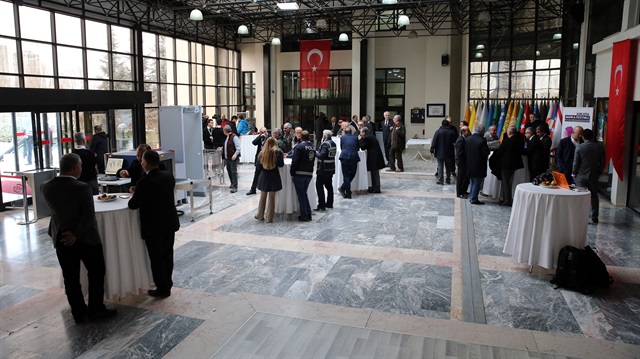 Ankara Ticaret Odasının (ATO) yeni başkan ve yönetim kurulu üyelerinin belirleneceği seçim başladı.