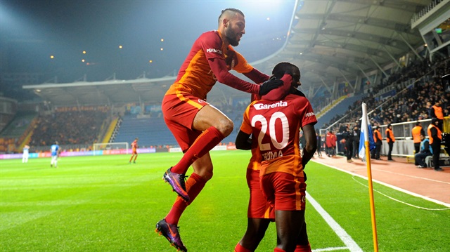 Galatasaray, Kasımpaşa'yı deplasmanda Podolski ve Bruma'nın attığı gollerle 2-1 mağlup etti.