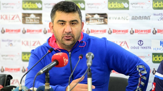 Gençlerbirliği Teknik Direktörü Ümit Özat, Adanaspor maçı sonrasında Trabzonspor camiasından özür diledi. 