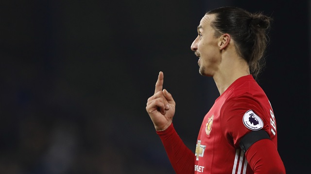 Ibrahimovic attığı golle ligde 13 maçta 8. golünü kaydetmiş oldu.