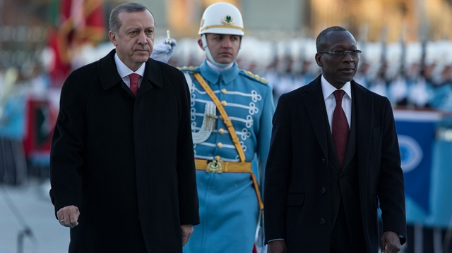 Cumhurbaşkanı Erdoğan, Benin Cumhurbaşkanı Talon’u resmi törenle karşıladı.