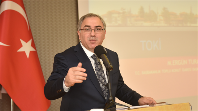 Başbakanlık Toplu Konut İdaresi (TOKİ) Başkanı Ergün Turan "Hiçbir işimizi döviz ile yapmıyoruz" dedi.